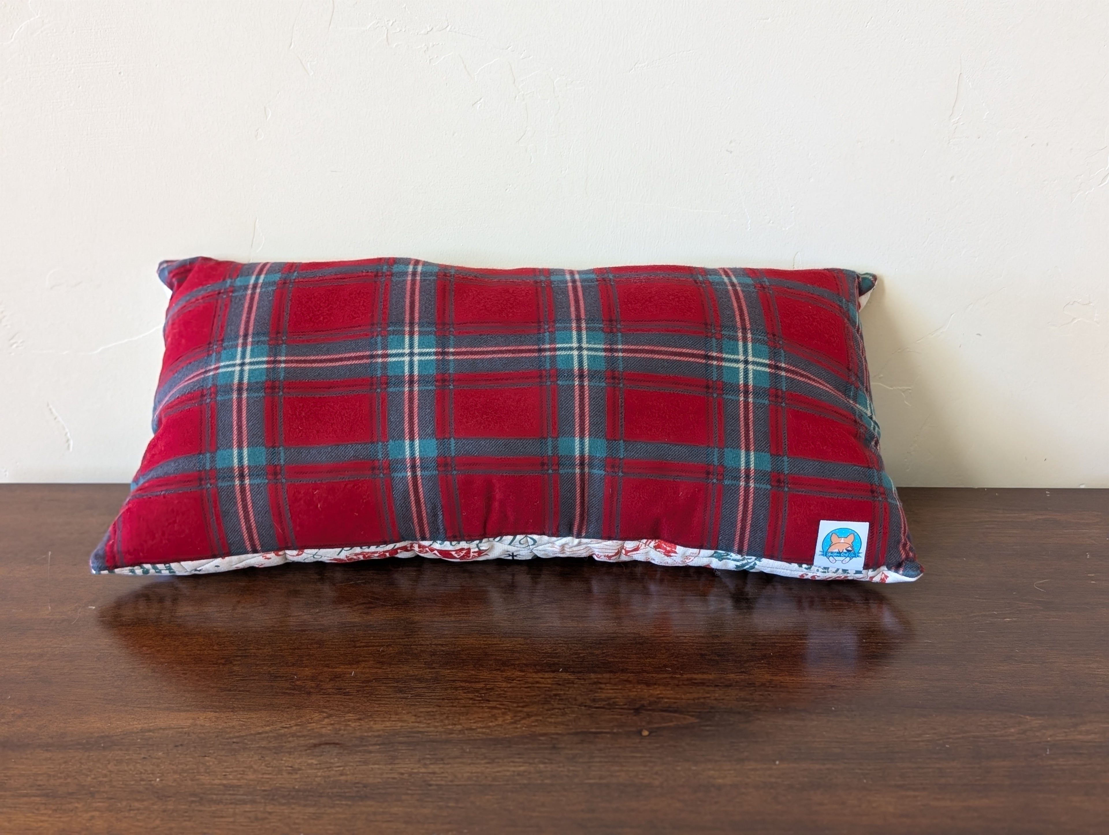 Quilted Santa Lumbar Throw Pillow